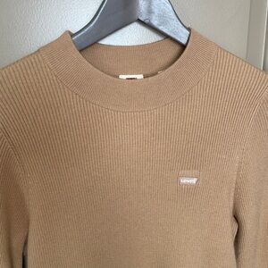 Levi’s Women’s Sweater